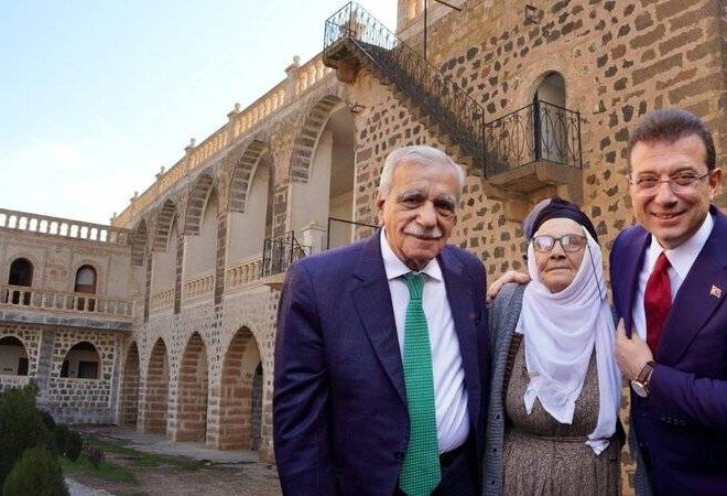 İmamoğlu, Mardin’deki tarihi köşkün hikâyesine şaşırdı: Yapma ya!